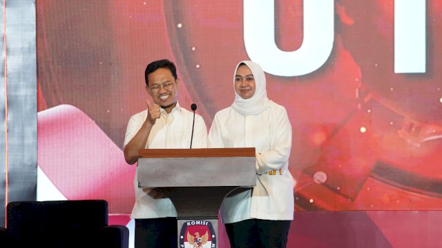 Pasangan Amir-Irma saat tampil di debat Pilkada Gowa. Foto/SS
