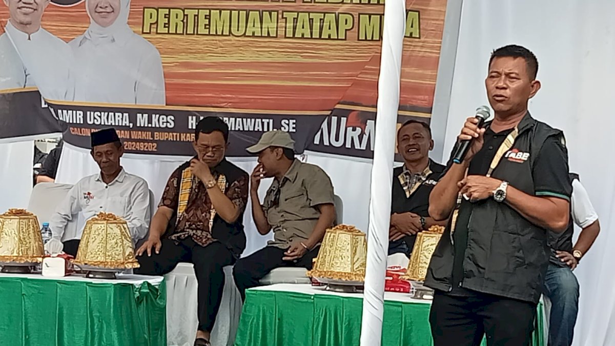 Ingin Perubahan, Masyarakat Tamarunang Tumpah Ruah Sambut Amir Uskara