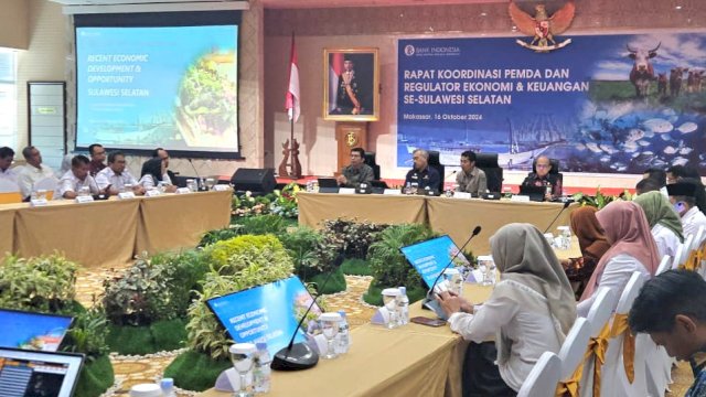 Rakor Pemda dan regulator ekonomi keuangan se-Sulsel. Foto: Istimewa.