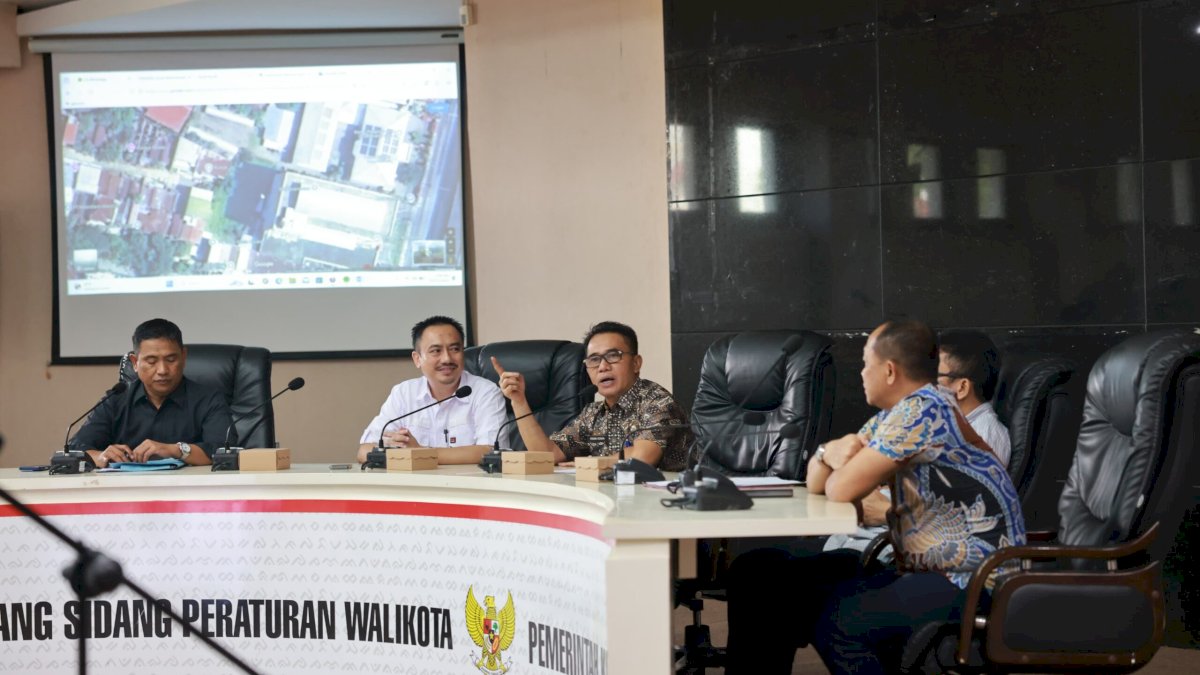 Pj Sekda Makassar Hadiri Rapat Mediasi Dinas Pertanahan, Tekankan Pendekatan Persuasif dan Solutif