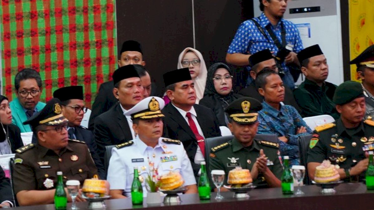 Kakanwil Kemenkumham Sulsel Hadiri Pengucapan Sumpah Pimpinan DPRD