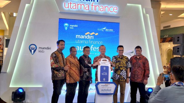 Pembukaan MUF Auto Fest 2024 di TSM Makassar. Foto: Sri Wahyu Diastuti / Sulselsatu.com.