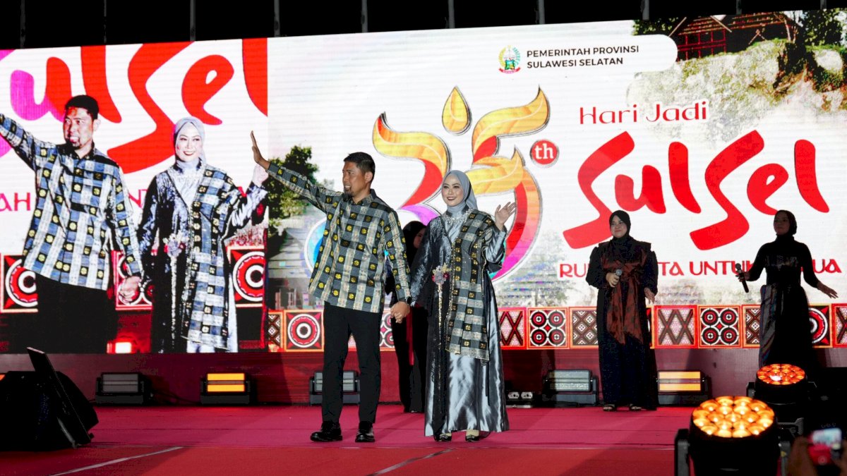 HUT Sulsel 355, Pjs Wali Kota Makassar Meriahkan Fashion Show