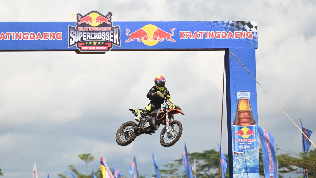 Aksi Terakhir Supercrosser 2024: Pertarungan Sengit di GOR Sudiang Makassar