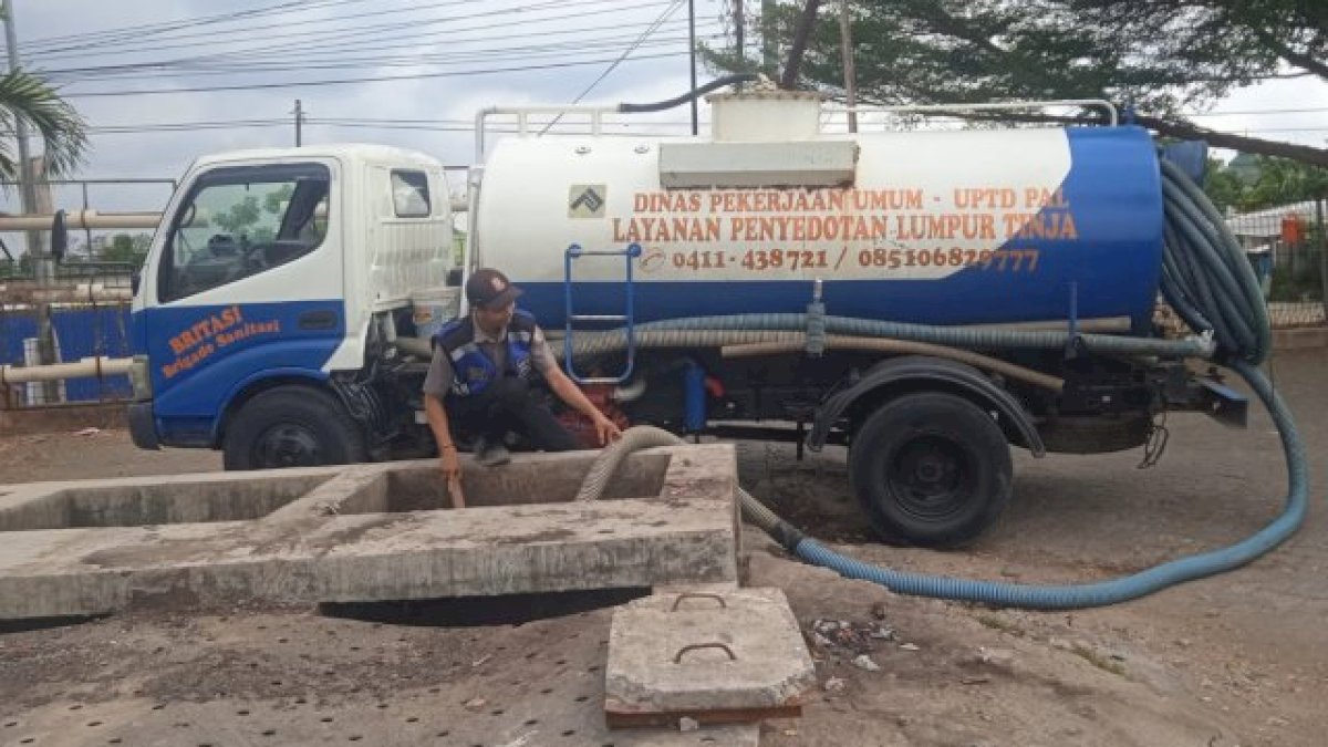 Dinas PU Makassar Optimalkan Sistem Sanitasi dengan Program Penyedotan Lumpur dan Tinja