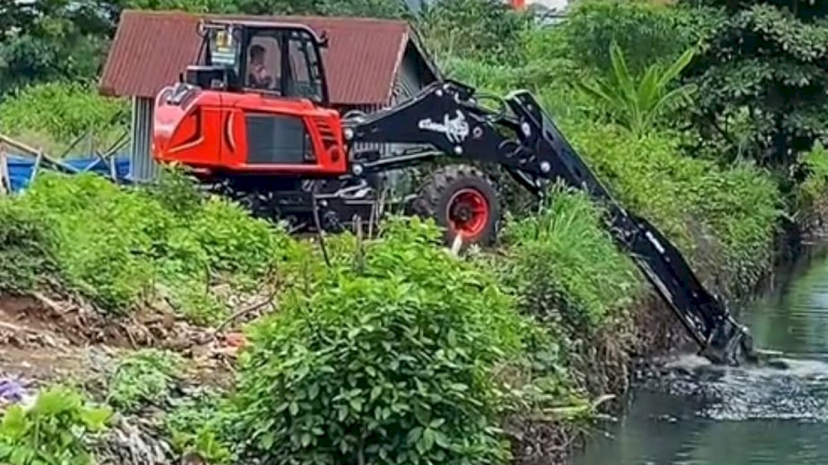 Langkah DPU Makassar Antisipasi Banjir, Normalisasi Drainase Sekunder Terus Digenjot
