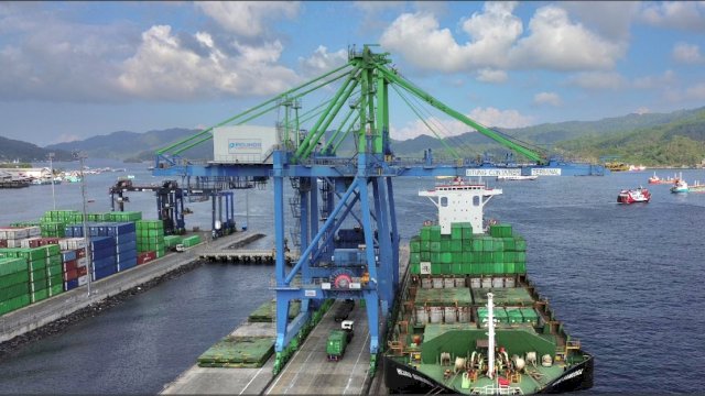 Pengiriman barang ke IKN dongkrak peningkatan kinerja Pelindo Regional 4. Foto: Istimewa.