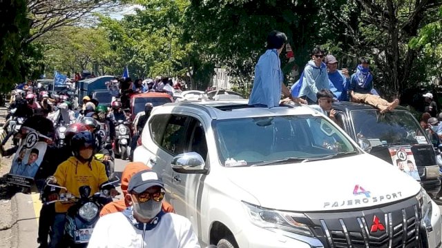 Ribuan massa dari Tamalatea mulai berdatangan menuju lapangan Passamaturukang (Dedi/sulselsatu.com)