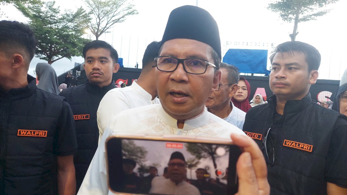 Hari Pertama Aktif Jadi Wali Kota Pascacuti, Danny Gelar Salat Subuh Berjamaah: Jaga Kota, Jaga Demokrasi