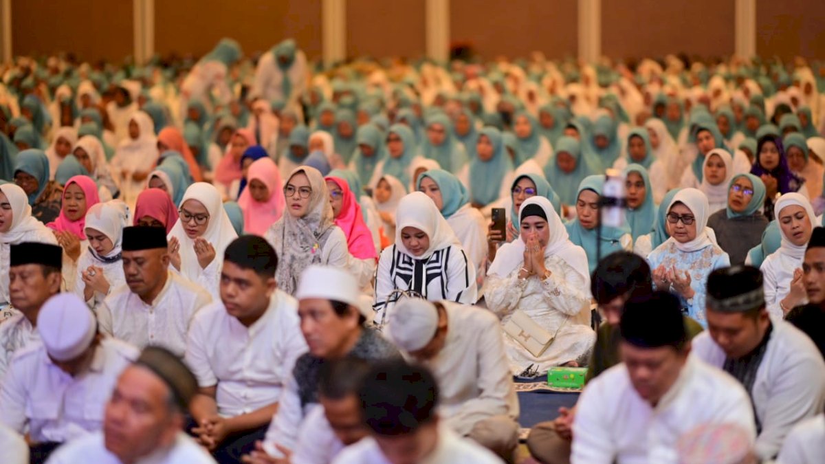 Jaga Ketenangan dan Kedamaian Pilkada, Fatmawati Ikut Hadiri Doa dan Zikir Bersama di Makassar