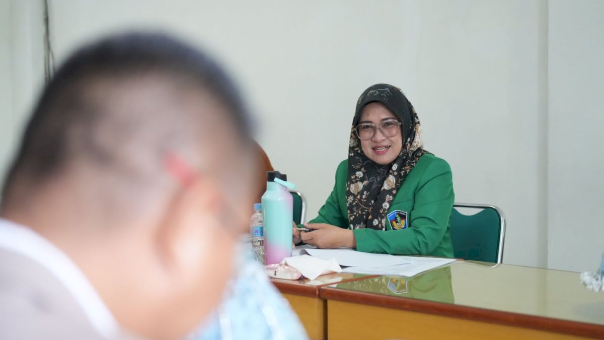 Selangkah Lagi, Husniah Talenrang Raih Gelar Doktor Manajemen di UMI