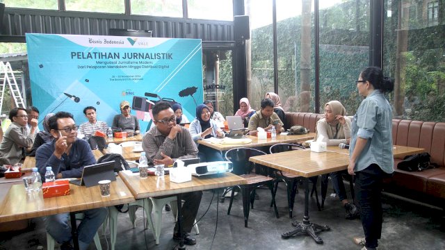 PT Vale kolaborasi dengan Bisnis Indonesia Learning Center gelar pelatihan jurnalistik. Foto: Istimewa.