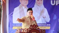 Hadiri Penamatan Santri, Bupati Barru Urai Kenangan Bersama Almarhum Hasnah Syam