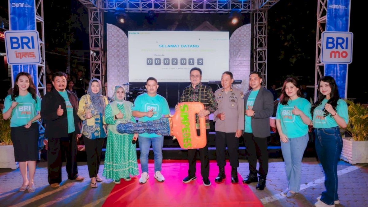 Ikuti Kegiatan Simpedes BRI, Bupati Barru Serahkan Hadiah Kepada Pemenang Utama