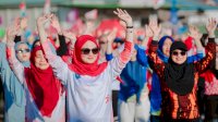 Ikuti Senam Massal di Kecamatan Balusu, dr Ulfah Ajak Warga Ikuti Pola Hidup Sehat