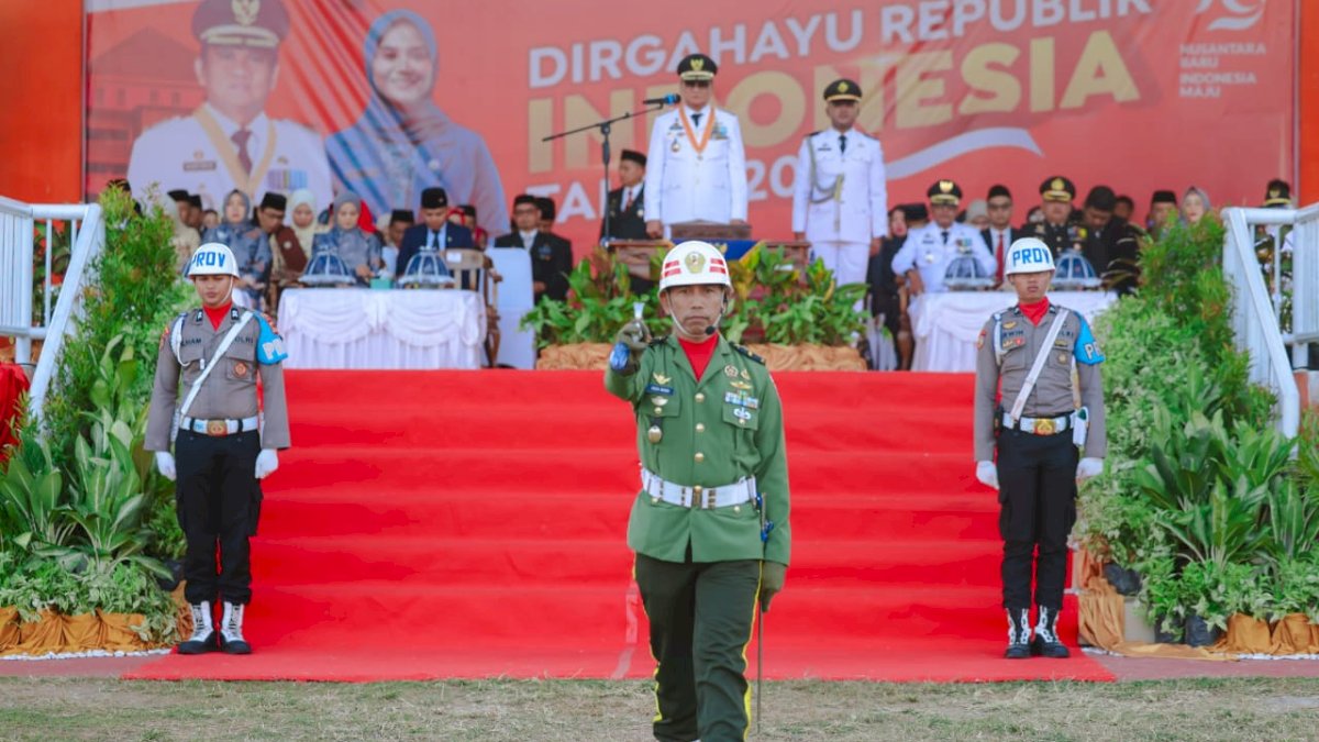 Bupati Barru Apresiasi Pelaksanaan Upacara Penaikan dan Penurunan Bendera Momentum Kemerdekaan RI