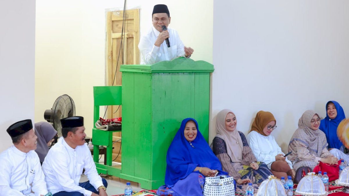 Bupati Barru Resmikan Masjid di Desa Gattareng