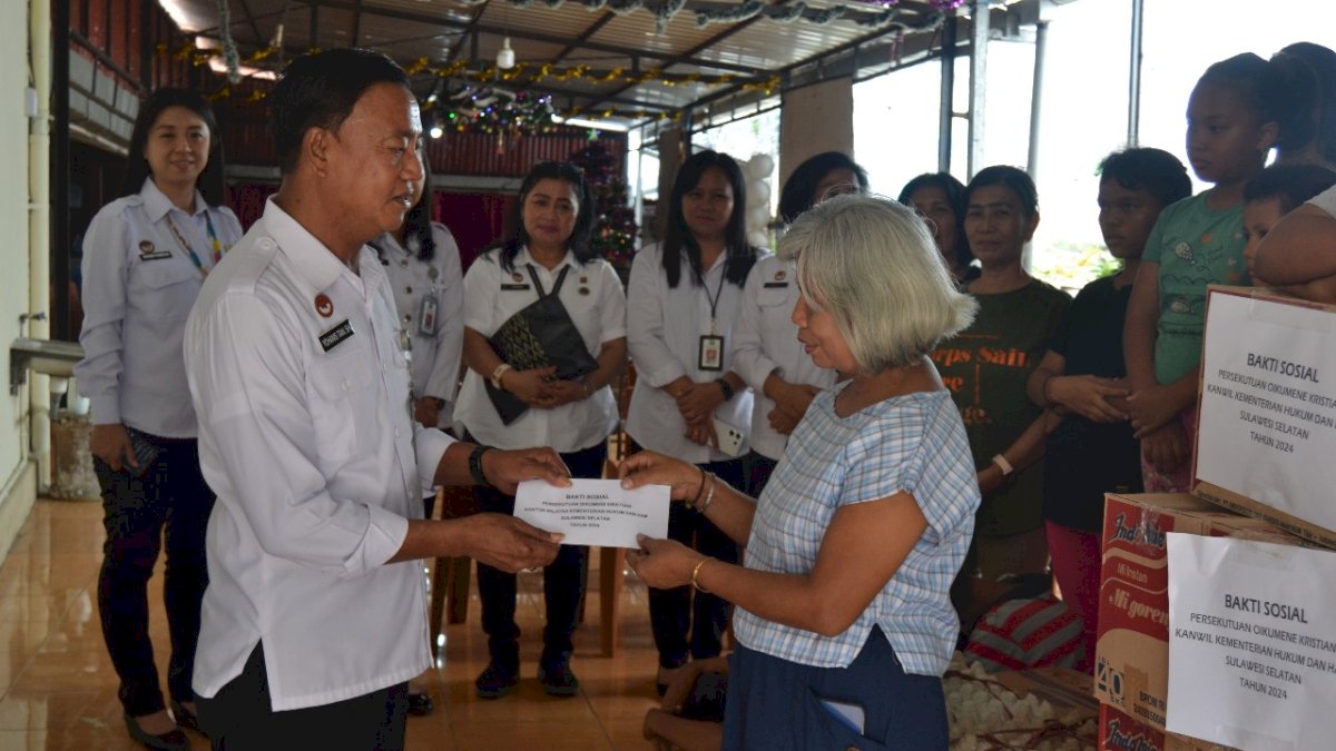 Sambut Perayaan Natal 2024, Persekutuan Oikumene Kristiani Kanwil Kemenkumham Sulsel Gelar Bakti Sosial