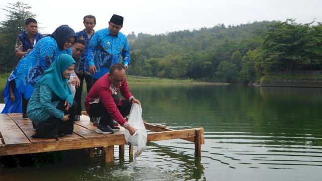 istimewa