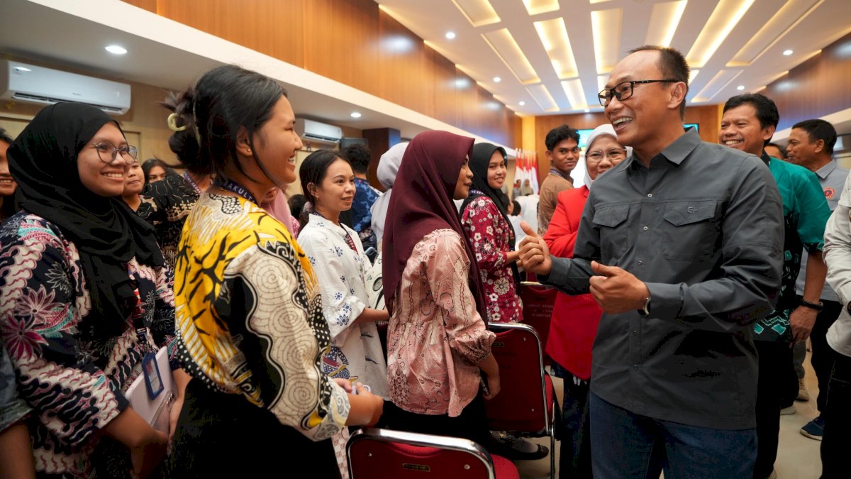 Pj Gubernur Sulsel Ajak Mahasiswa UMB Palopo Bersama Menjemput Indonesia Emas 2045