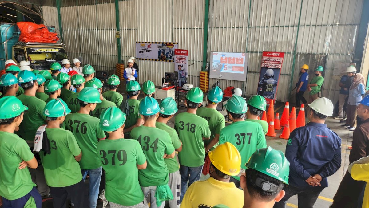 Asmo Sulsel Edukasi Safety Riding Pekerja PT Malindo dan Siswa SMKN 2 Maros
