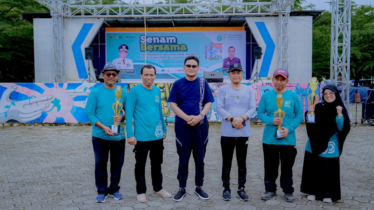 Gelar Senam Sehat Momentum HKN, Suardi Saleh Titip Ini di Hadapan Nakes
