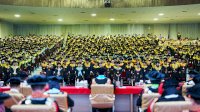 Unhas Wisuda 2.076 Mahasiswa, Prof Jamaluddin Jompa Apresiasi Prestasi Kampus