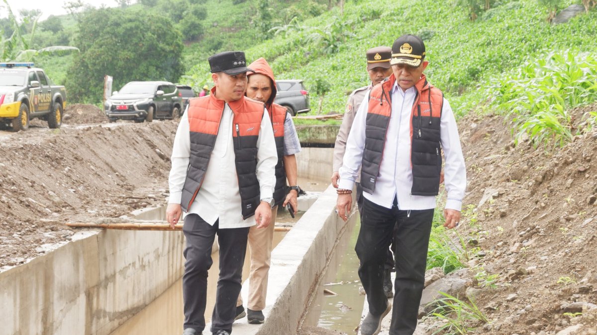 Pj Bupati Jeneponto Tinjau Kerusakan Irigasi Kareloe Akibat Banjir