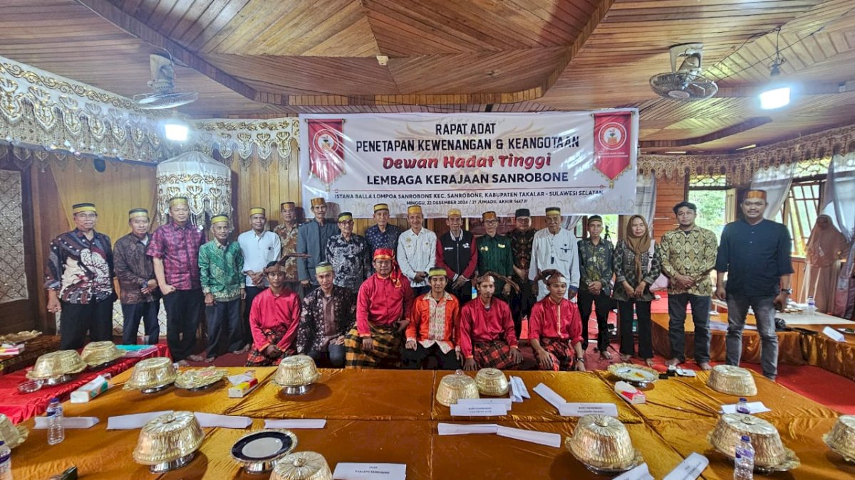 Tokoh-Tokoh Adat Kerajaan Sanrobone Resmi Bentuk Dewan Hadat Tinggi Lembaga Kerajaan Sanrobone