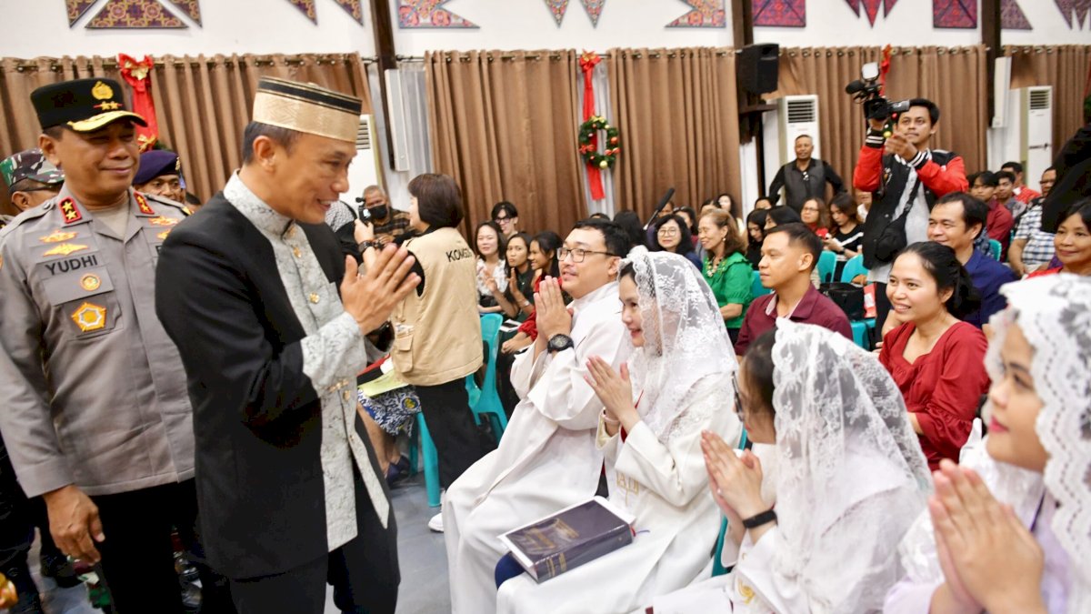 Forkopimda Sulsel Pantau Misa Malam Natal, Pastikan Kondusifitas di Gereja-Gereja