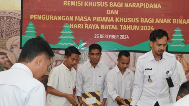 istimewa