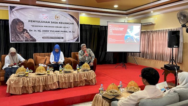 Edukasi keuangan OJK Sulselbar bersama Anggota Komisi XI DPR RI di Bulukumba. Foto: Istimewa.