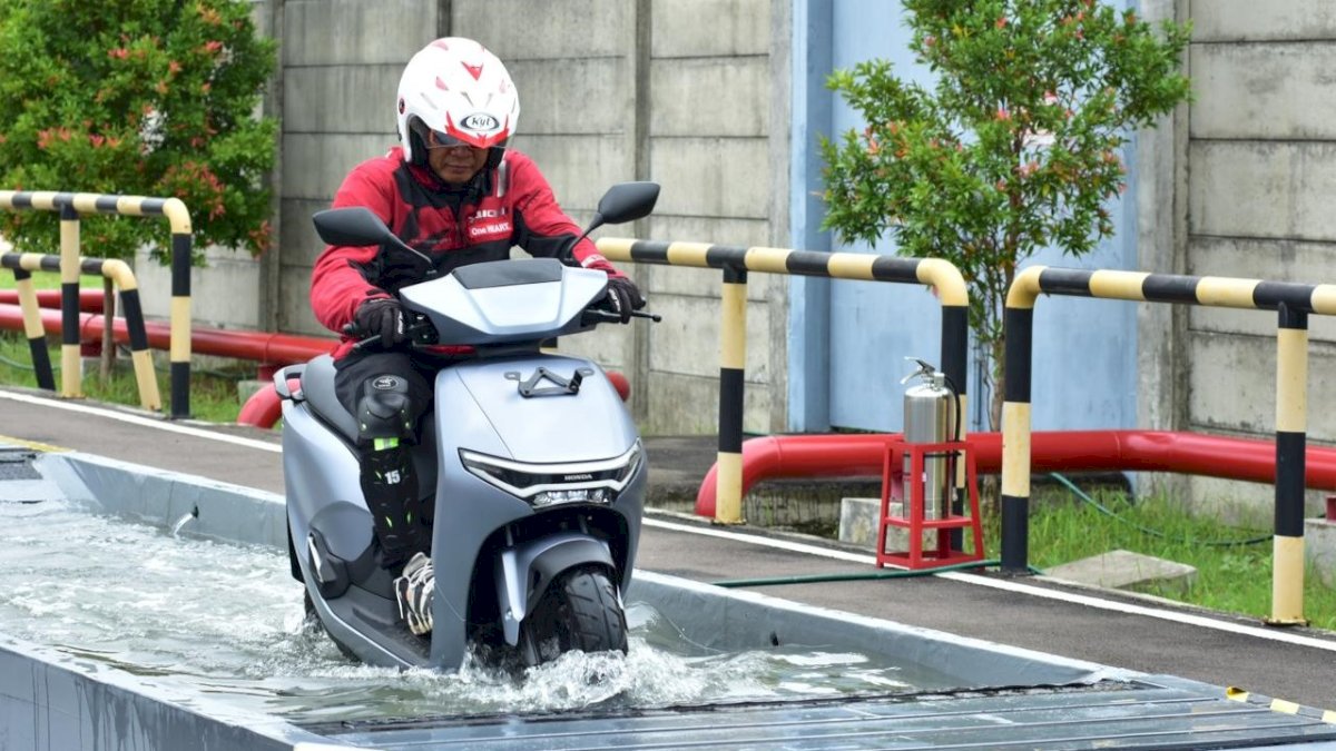 Tips Berkendara Aman Ala Astra Motor Sulsel
