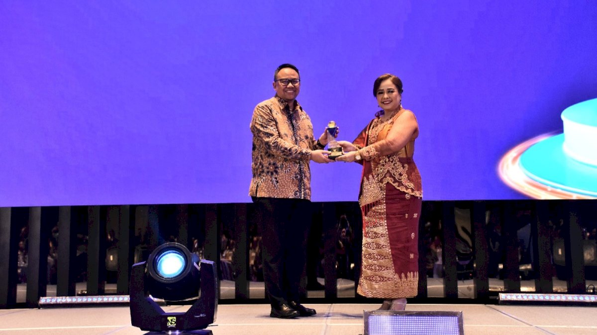 Mengedepankan Keterbukaan Informasi, OJK Kembali Raih Predikat Badan Publik Informatif 2024