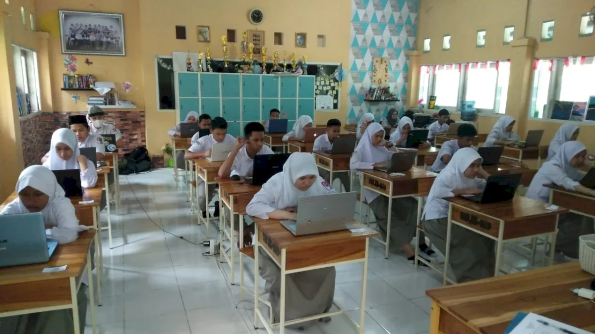 PPDB Berubah Jadi SPMB, Jalur Zonasi Diganti Domisili, Ini Perbedaannya