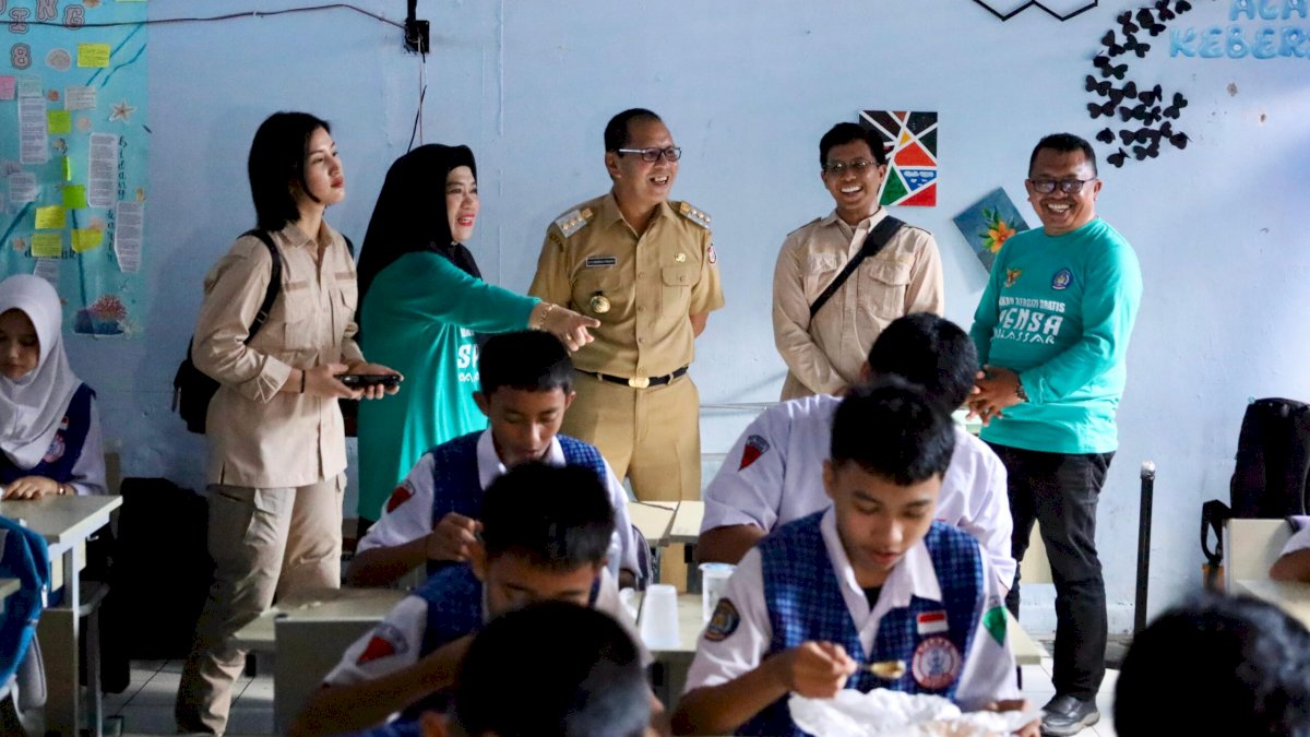 Program Distribusi Makanan Sehat di Kota Makassar Resmi Diluncurkan