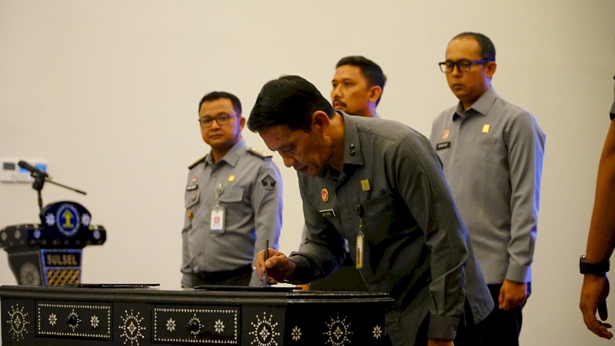 Menuju Pelayanan Bebas Korupsi, Kanwil Kemenkum Sulsel Tandatangani Perjanjian Kinerja
