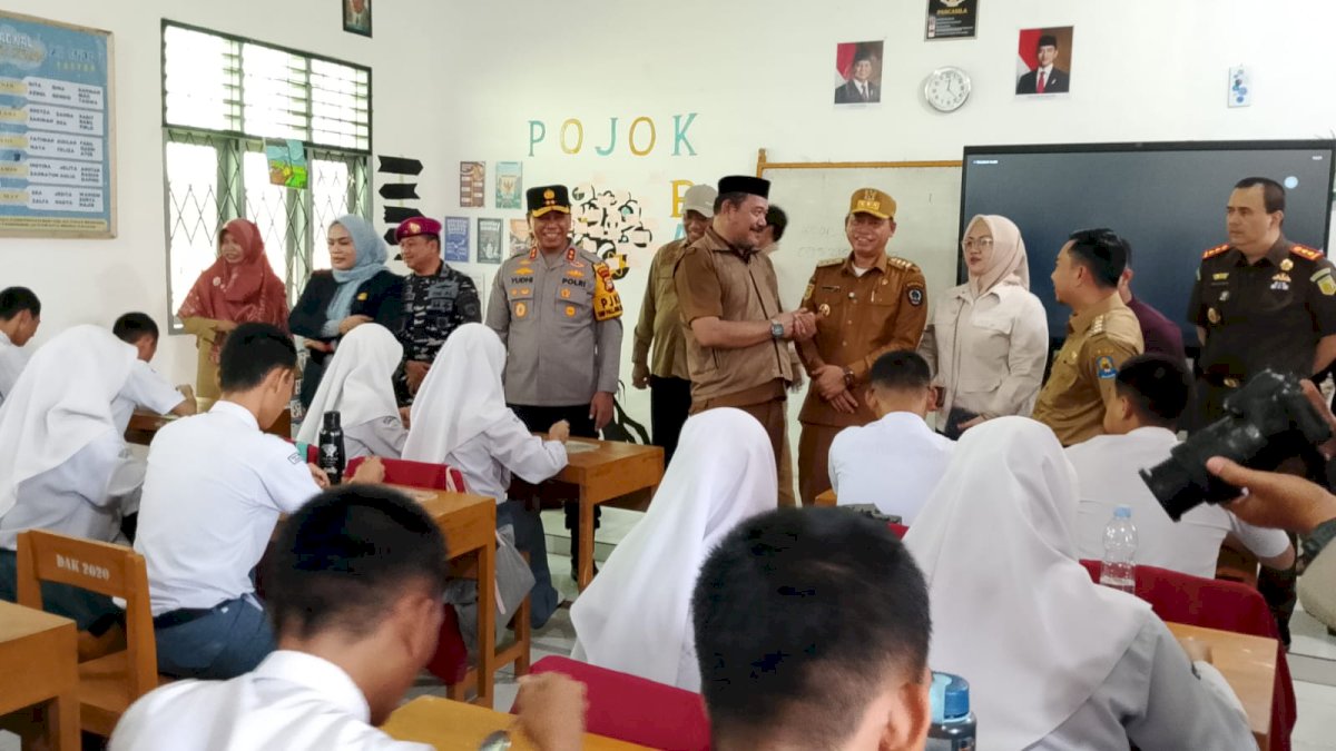 Dukung Program Presiden, PJ Gubernur dan Kapolda Sulsel Tinjau Pelaksanaan Makan Siang Gratis di Jeneponto