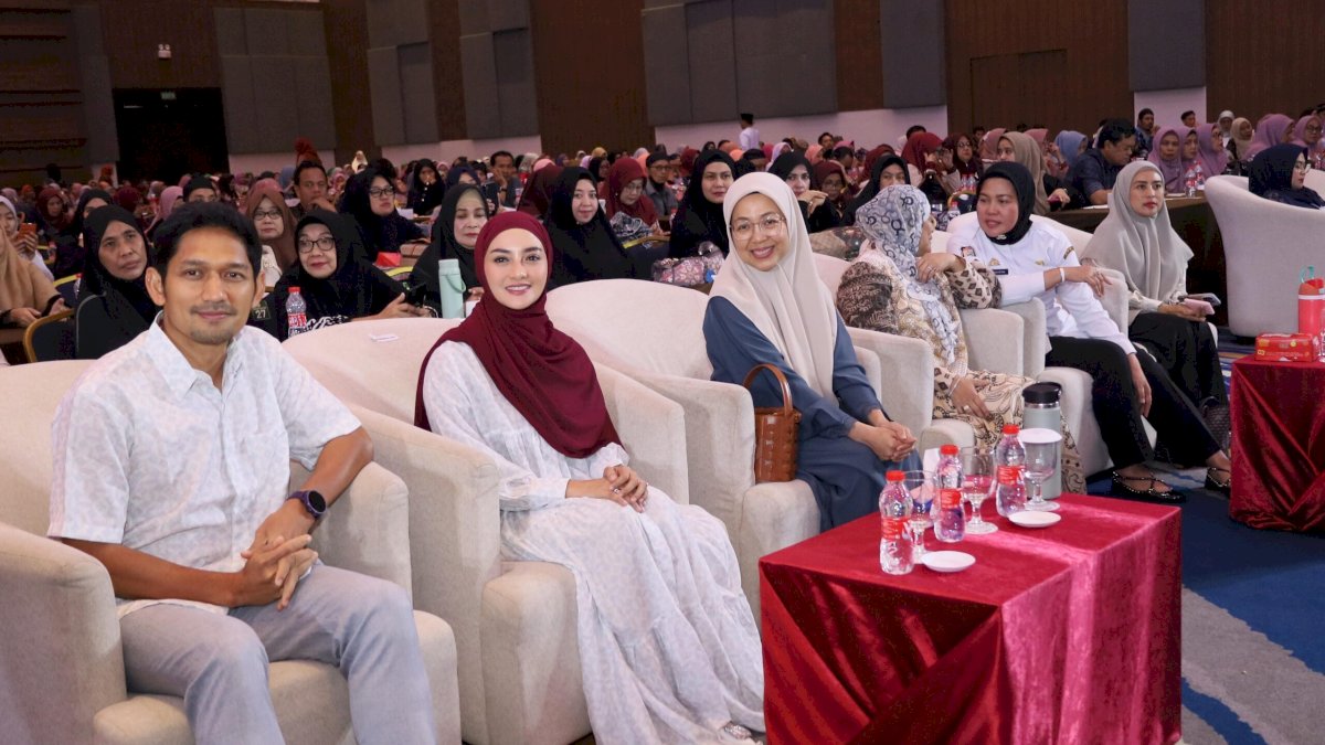 Melinda Aksa Hadiri Gebyar Ramadan, Ajak Warga Makassar Sambut Bulan Suci dengan Hati Bersih