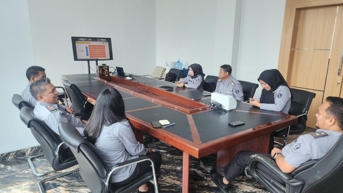 Kanwil Kemenkum Sulsel Ikuti Evaluasi Penilaian Kepatuhan Penyelenggara Pelayanan Publik