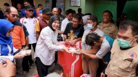 Peduli Korban Kebakaran, Wawali Kota Makassar Salurkan Bantuan Bagi Warga Terdampak