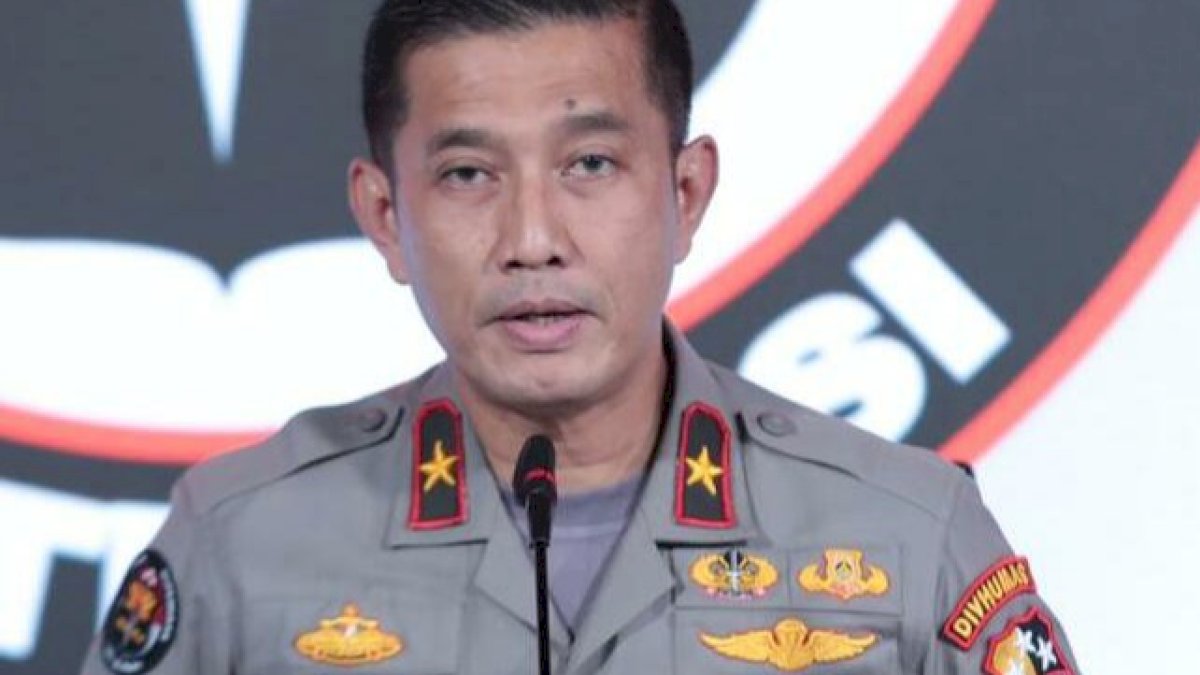 Kapolda Sulsel Berganti, Irjen Pol Rusdi Hartono Gantikan Irjen Pol Yudhiawan