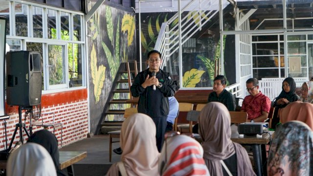 Kelas Pintar Bersama yang dihadirkan Kredit Pintar bagi UMKM di Kota Parepare. Foto: Istimewa.