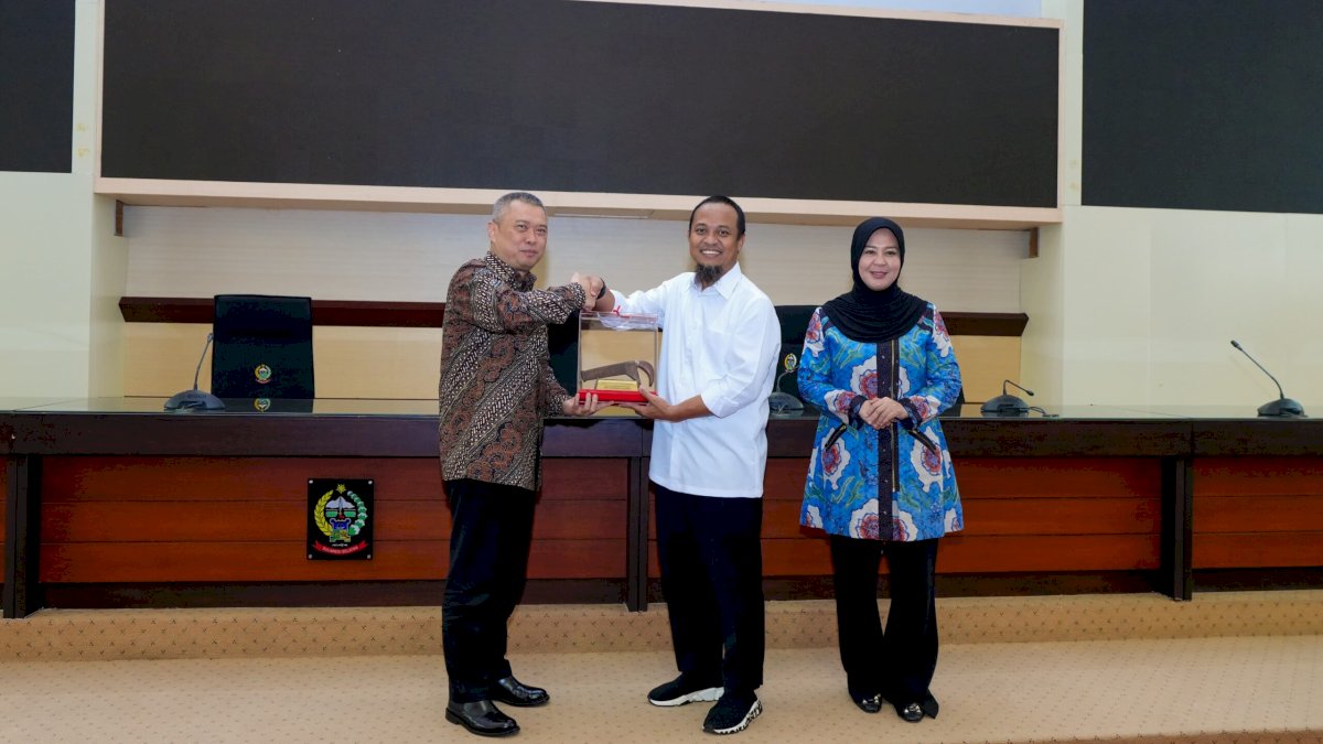 Menhub Tegaskan Proyek Kereta Api Sulsel Harus Berlanjut, Pertimbangkan Investasi Swasta