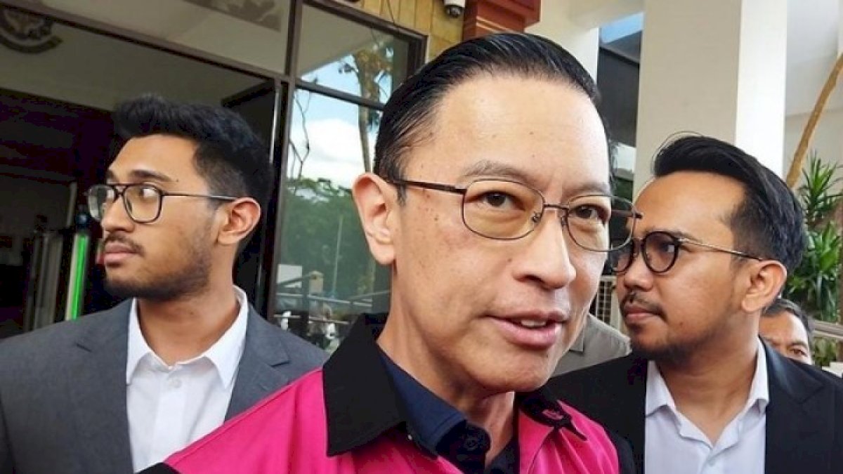 Anies Baswedan Hadiri Sidang Perdana Tom Lembong