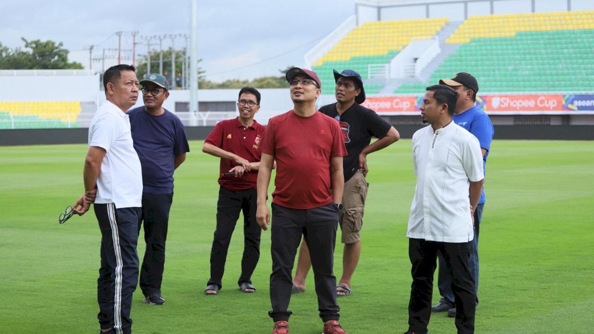 Perkuat Sinergi Sepak Bola, CEO PSM dan Anggota DPR RI Kunjungi Stadion Kebanggaan Parepare