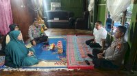 Turut Berdukacita, Kapolres Jeneponto Melayat ke Rumah Bocah Yang Tewas Akibat Tenggelam