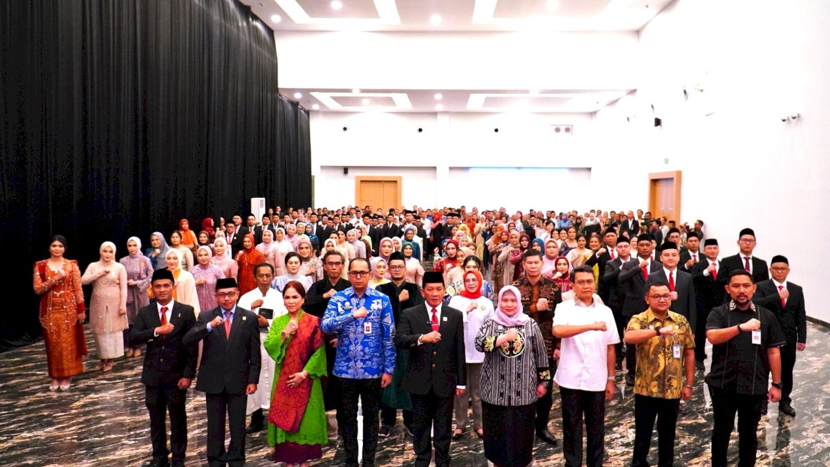 125 Notaris Baru Resmi Dilantik Kakanwil Kemenkum Sulsel