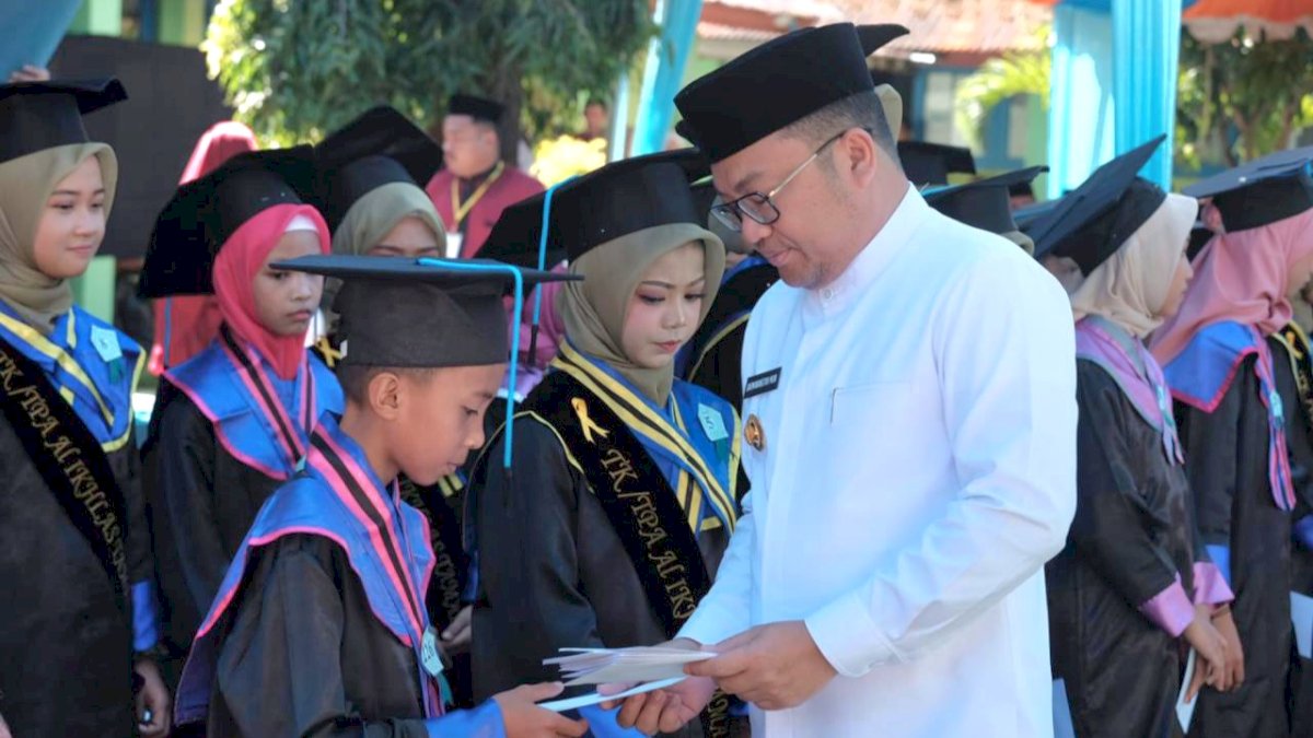 Wabup Gowa Dorong Penguatan Pendidikan Al-Qur’an Usia Dini di Bontonompo Selatan