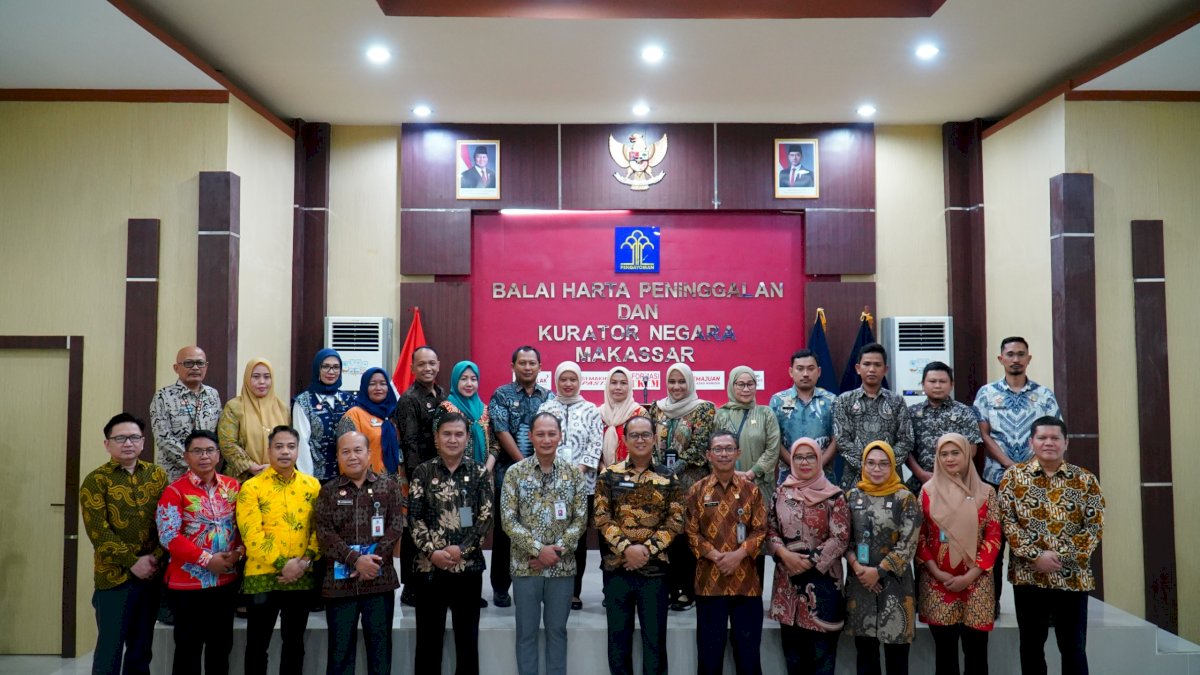 Dirjen AHU Puji Kinerja BHP Makassar